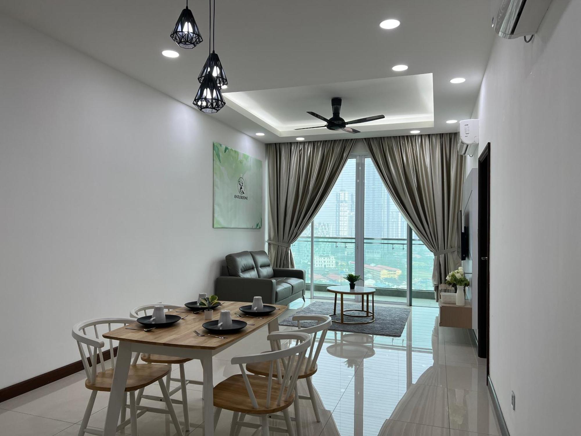 Paragon Suite Homestay By Antlerzone Johor Bahru Exterior foto